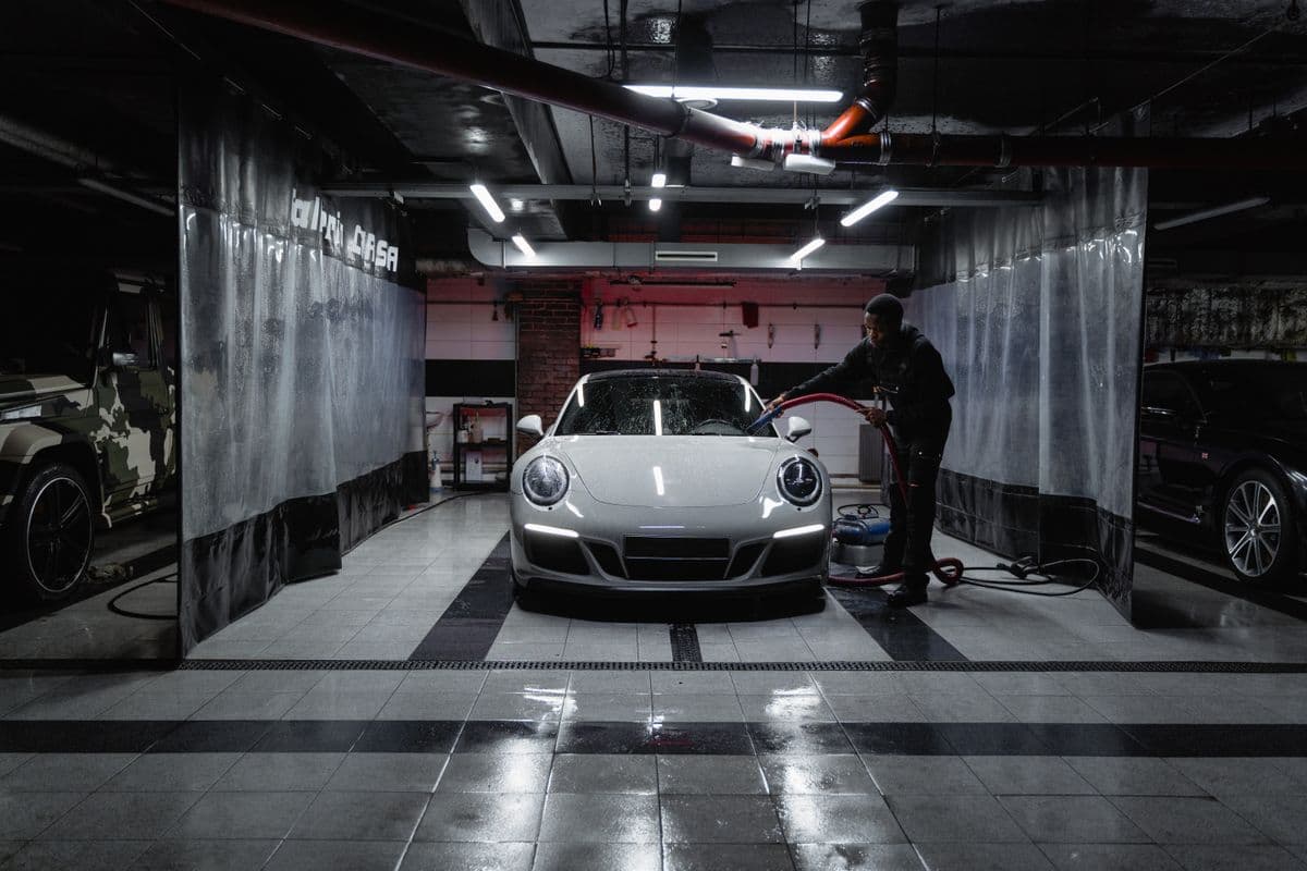 Foam bath clinging to paint during a gentle two-bucket hand wash